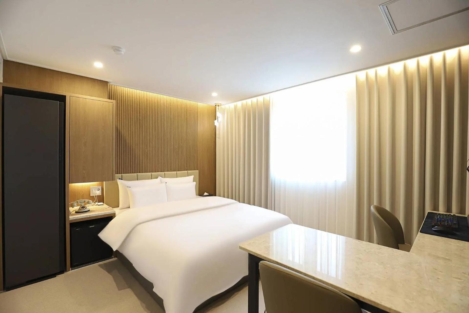 Rosy Hotel Cheongju Exterior foto